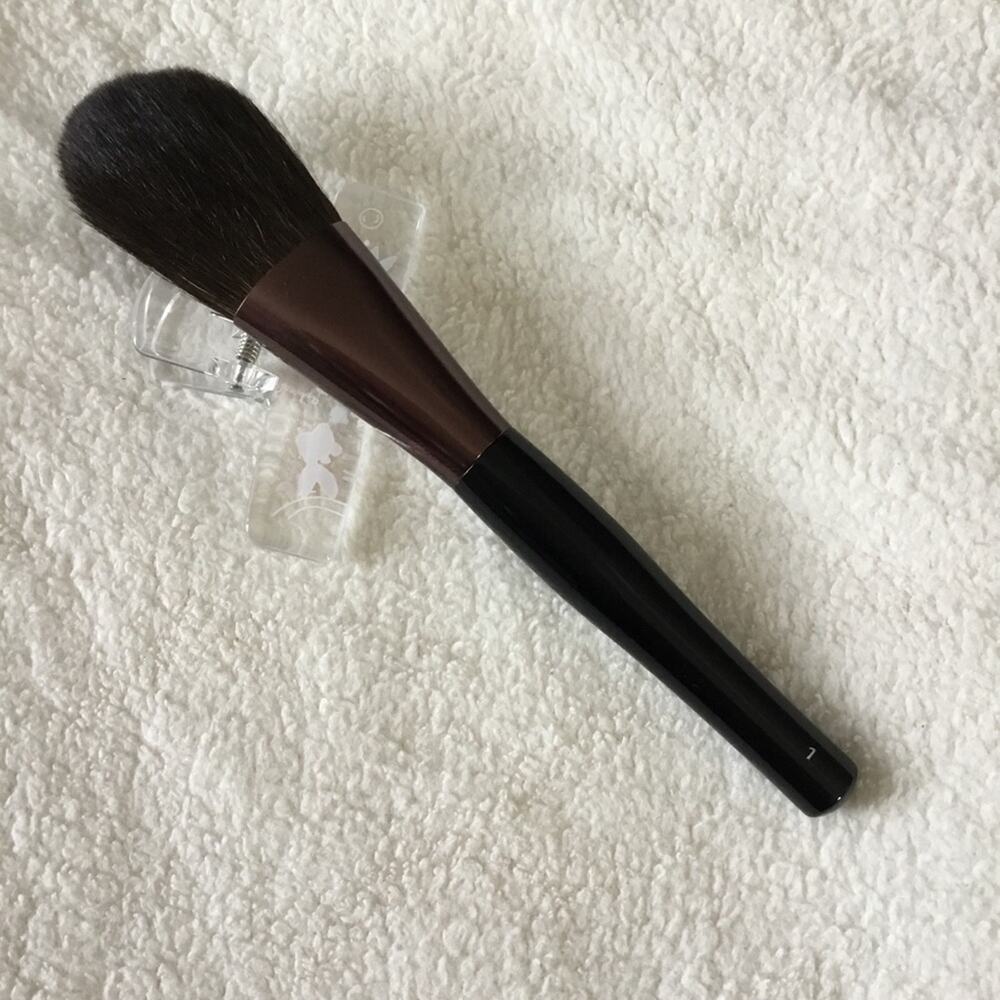 Shiseido Black Handle with Rose Metallic Ferrule Face Brush - Picture 6 of 16